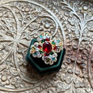 Beautiful ring size 9